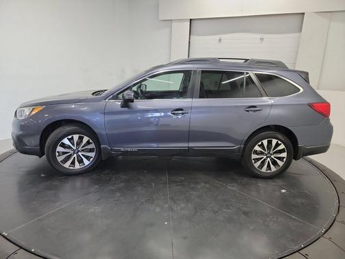 Carbide Gray Metallic 2017 Subaru Outback 3.6R Limited