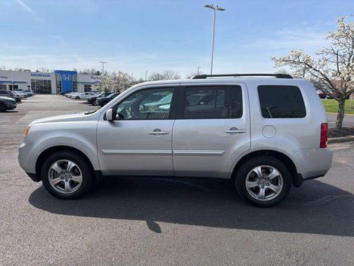 Alabaster Silver Metallic 2013 Honda Pilot EX-L