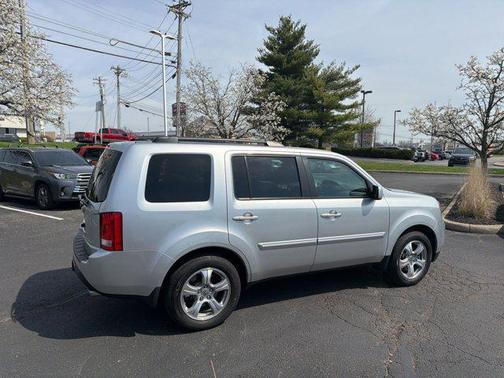 Alabaster Silver Metallic 2013 Honda Pilot EX-L