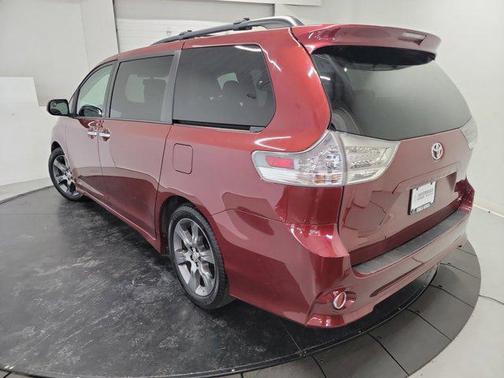 2015 Toyota Sienna SE Premium