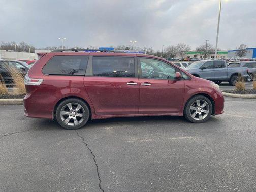 2015 Toyota Sienna SE Premium
