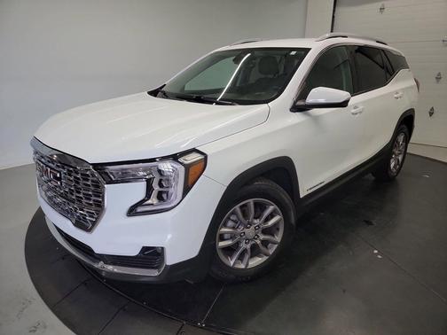 Summit White 2022 GMC Terrain SLT