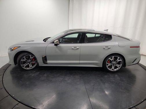 2021 Kia Stinger GT2