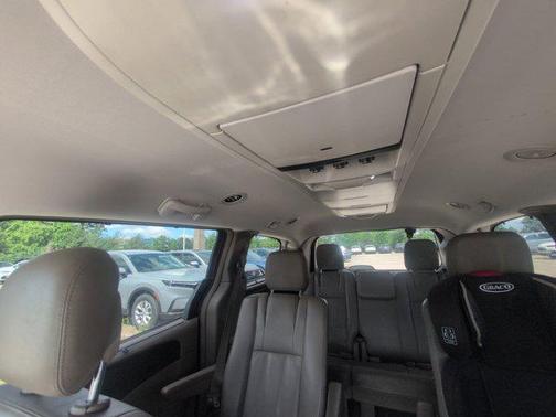 Deep Cherry Red Crystal Pearlcoat 2015 Chrysler Town & Country Touring