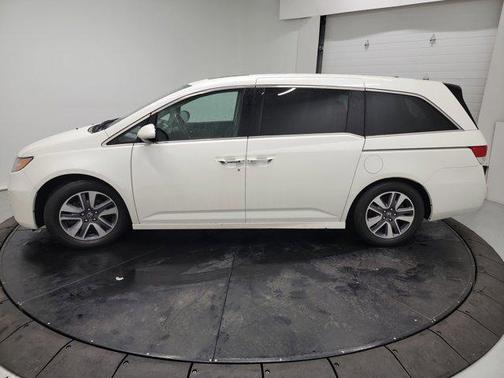 2016 Honda Odyssey Touring Elite