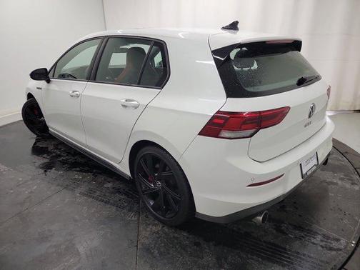 2022 Volkswagen Golf GTI 2.0T SE DSG
