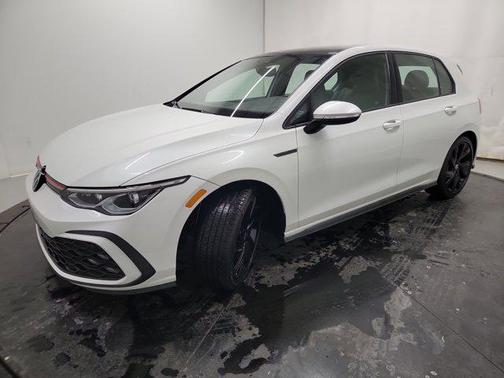 2022 Volkswagen Golf GTI 2.0T SE DSG