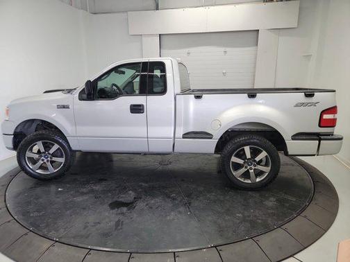 Silver Clearcoat Metallic 2004 Ford F-150 STX Flareside