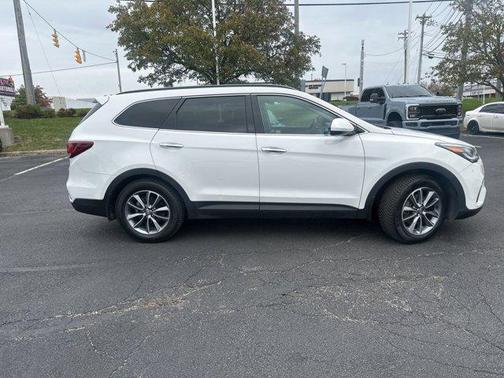 2019 Hyundai Santa Fe XL SE