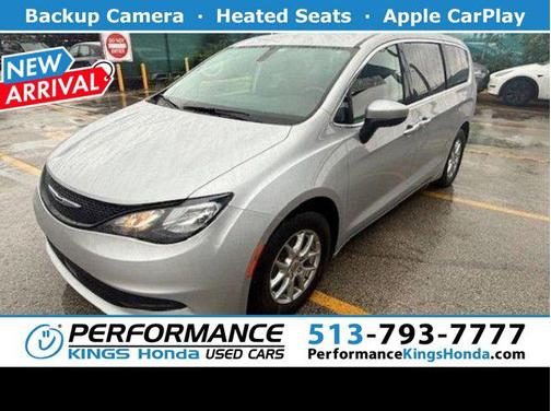 2022 Chrysler Voyager LX