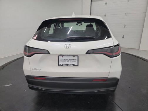 2025 Honda HR-V LX