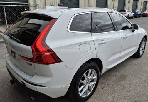 2018 Volvo XC60 T5 Momentum