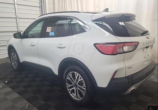 Oxford White 2022 Ford Escape SEL