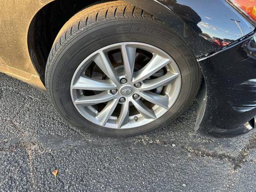 2014 INFINITI Q50 Premium