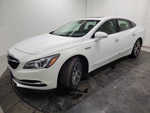 2017 Buick LaCrosse Essence