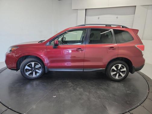 Venetian Red Pearl 2017 Subaru Forester 2.5i Premium