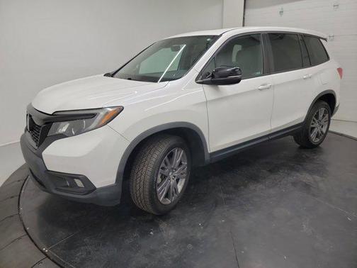 White Diamond Pearl 2019 Honda Passport EX-L