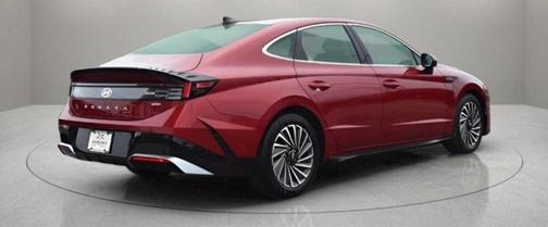 Ultimate red 2025 Hyundai SONATA Hybrid SE