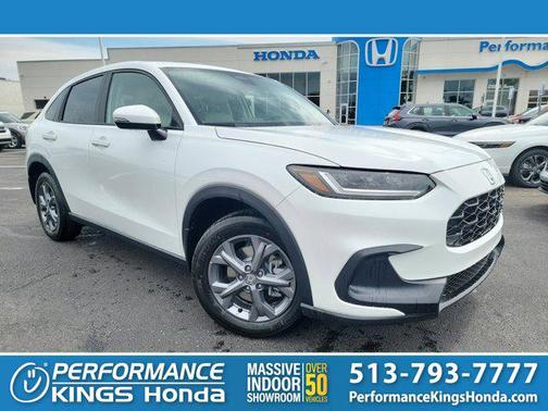 Platinum White Pearl 2027 Honda HR-V LX