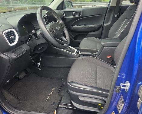 Intense Blue 2023 Hyundai VENUE Limited