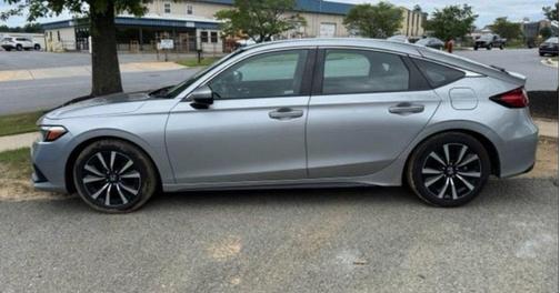 Lunar Silver Metallic 2024 Honda Civic EX-L