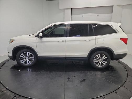 White Diamond Pearl 2016 Honda Pilot EX-L