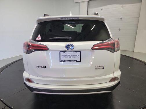 Blizzard Pearl 2016 Toyota RAV4 Hybrid Limited