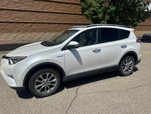 Blizzard Pearl 2016 Toyota RAV4 Hybrid Limited