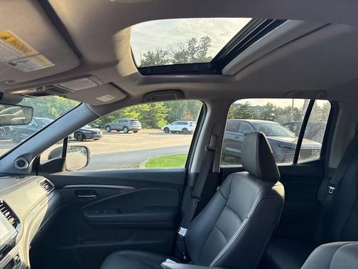 Obsidian Blue Pearl 2023 Honda Ridgeline RTL
