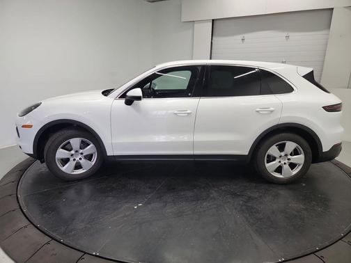 White 2020 Porsche Cayenne Cayenne