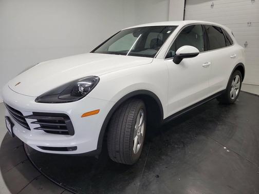 White 2020 Porsche Cayenne Cayenne