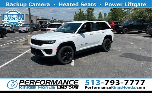 Bright White Clearcoat 2022 Jeep Grand Cherokee Altitude