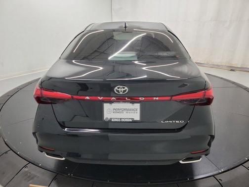 2019 Toyota Avalon XLE