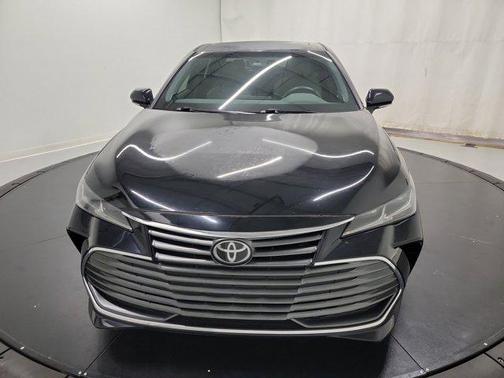 2019 Toyota Avalon XLE