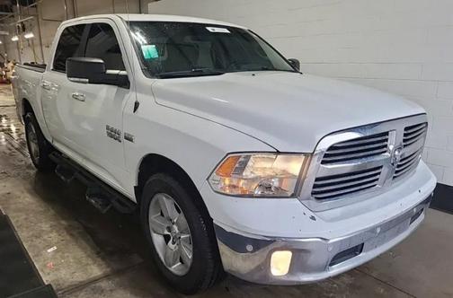 Bright White Clearcoat 2016 RAM 1500 Big Horn