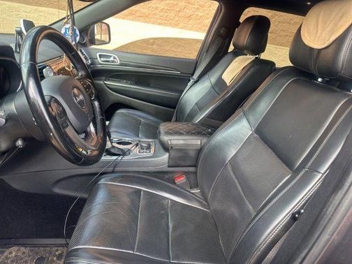 Granite Crystal Metallic Clearcoat 2020 Jeep Grand Cherokee Limited