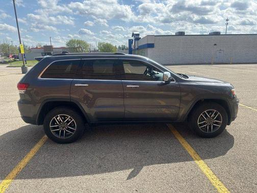 Granite Crystal Metallic Clearcoat 2020 Jeep Grand Cherokee Limited