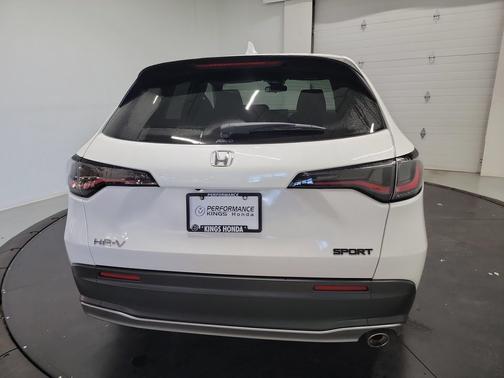Platinum White Pearl 2025 Honda HR-V AWD Sport