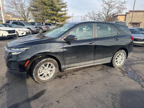 2023 Chevrolet Equinox LS