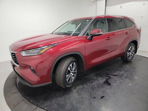 Ruby Flare Pearl 2021 Toyota Highlander XLE