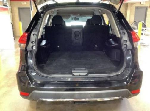 Magnetic Black 2017 Nissan Rogue SV