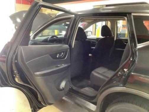 Magnetic Black 2017 Nissan Rogue SV