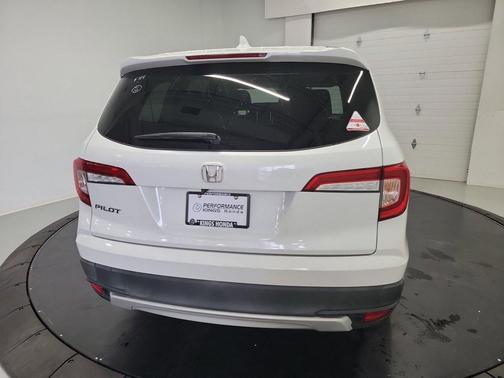 Platinum White Pearl 2021 Honda Pilot 2WD EX-L