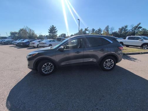 Magnetic Metallic 2020 Ford Escape SE