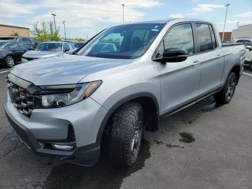 Solar Silver Metallic 2026 Honda Ridgeline TrailSport