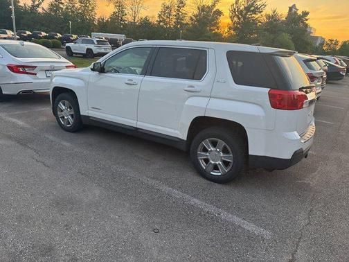 Summit White 2013 GMC Terrain SLE-1