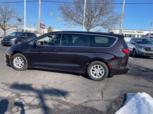 2017 Chrysler Pacifica Touring