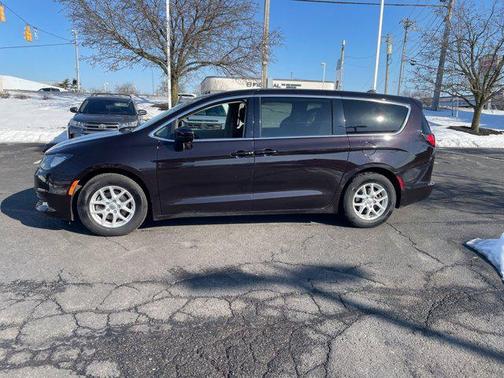 2017 Chrysler Pacifica Touring