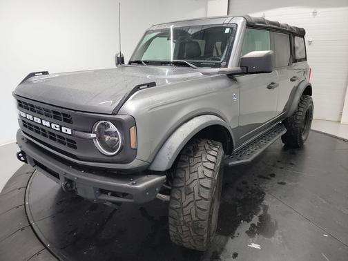 Carbonized Gray Metallic 2021 Ford Bronco Black Diamond