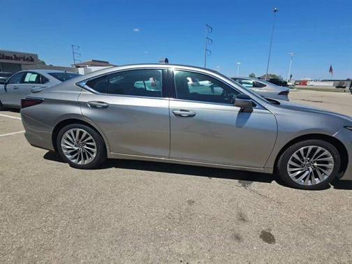 Atomic Silver 2020 Lexus ES 350 Luxury